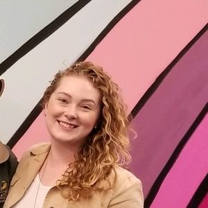 Meet your Posher, Casey